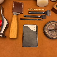 BİDERİ KYBELE HAKİKİ DERİ YAPIŞKANLI KARTLIK ANTRASİT