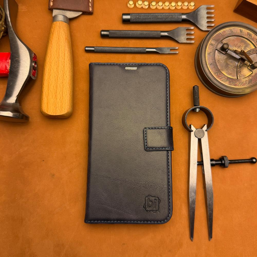 BİDERİ PATARA IPHONE 17 PRO MAX HAKİKİ DERİ CÜZDAN KILIF LACİVERT