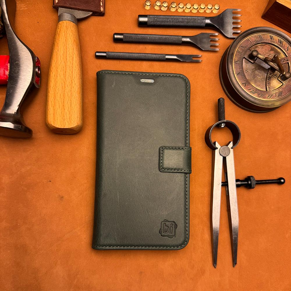 BİDERİ PATARA IPHONE 17 PRO HAKİKİ DERİ CÜZDAN KILIF HAKİ