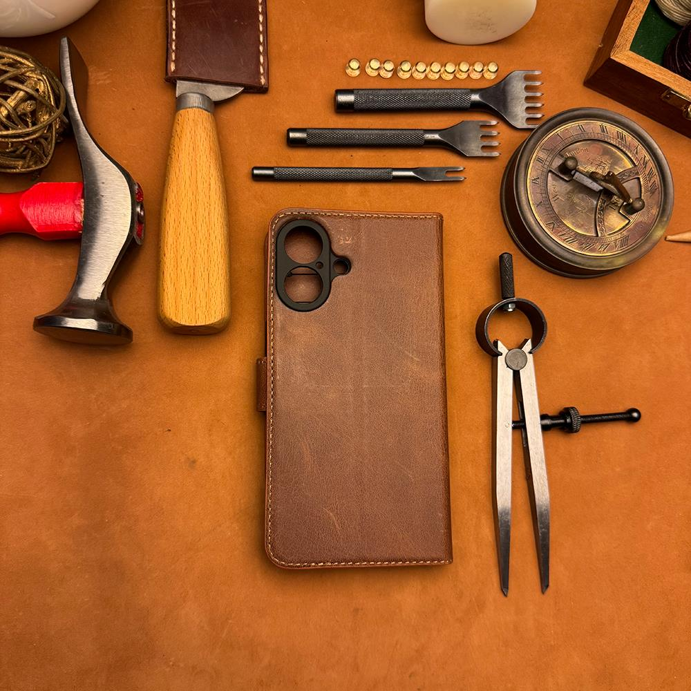 BİDERİ PATARA IPHONE 17 HAKİKİ DERİ CÜZDAN KILIF KAHVERENGİ