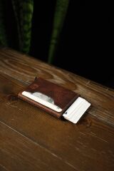 BİDERİ OLYMPOS HAKİKİ DERİ MAGSAFE MEKANİZMALI KARTLIK KAHVERENGİ